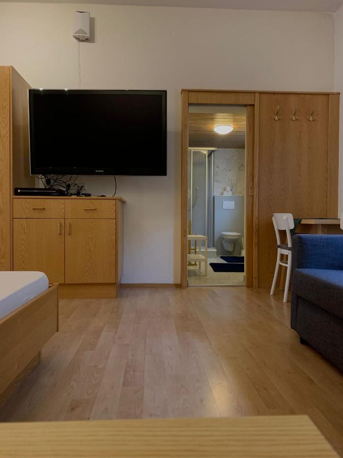 Ferienwohnung Schweng Tux Exteriör bild