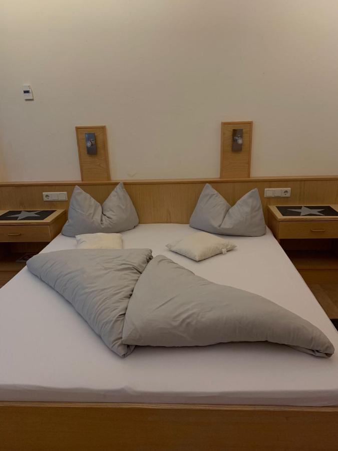 Ferienwohnung Schweng Tux Exteriör bild